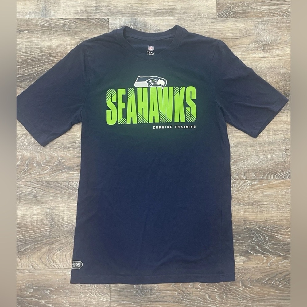 Seattle Seahawks Navy and Lime Tee, Men’s Small
